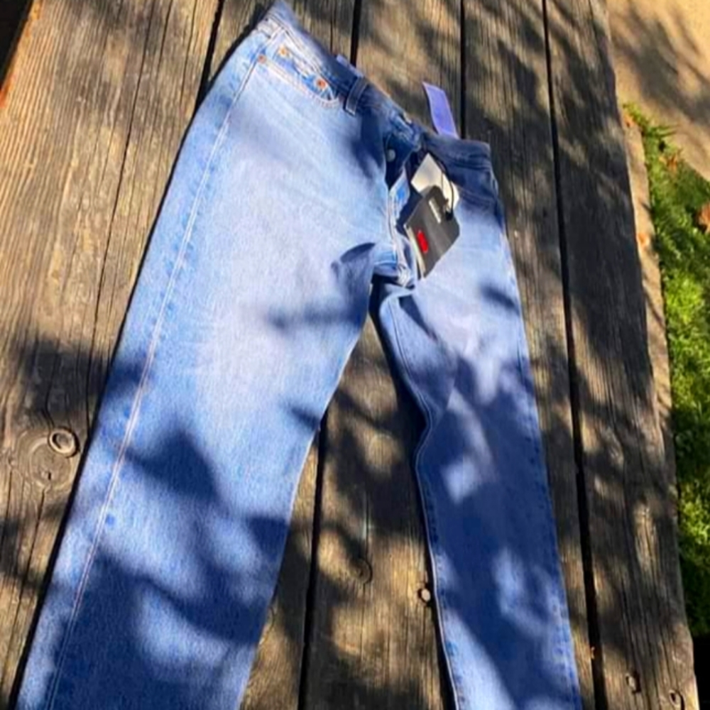 WOMEN'S  LEVI'S
